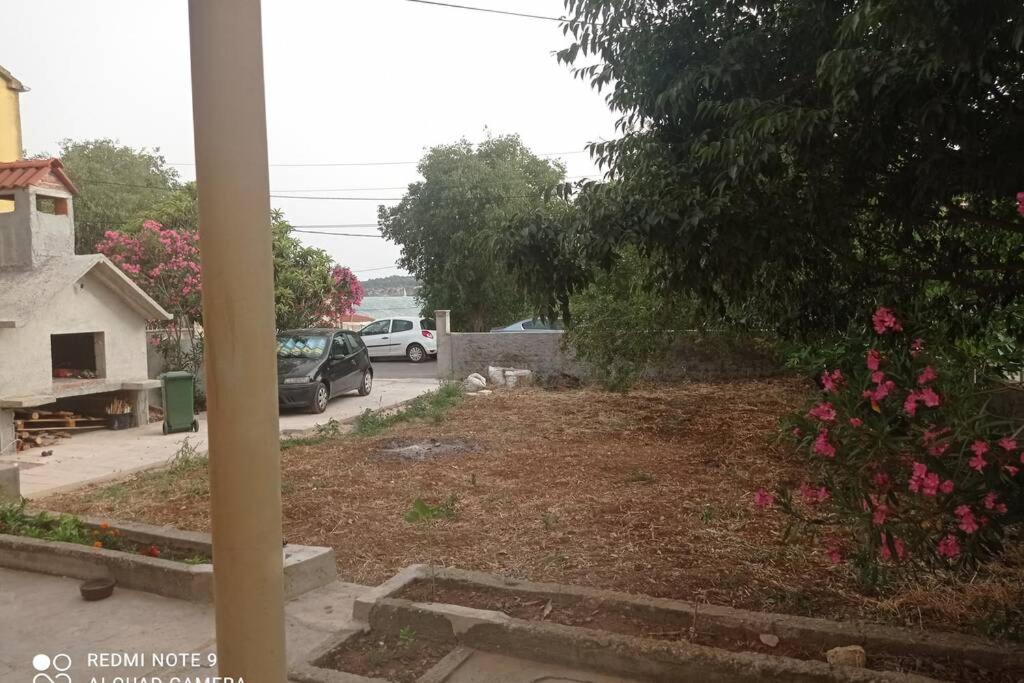 Villa Kuca Za Odmor Ljubica Šibenik Extérieur photo